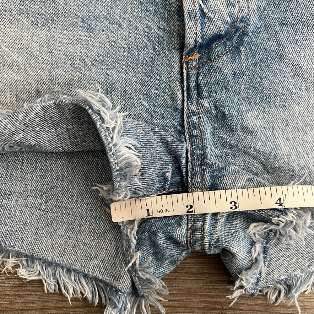 ARITZIA Denim Forum The Ex Boyfriend Shorts Size 30 High Rise Blue Festival 90s - Picture 8 of 10